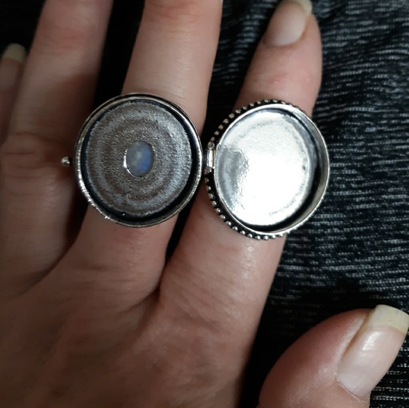 New Rainbow Moonstone 925 Silver Poison Ring. - Picture 8 of 8